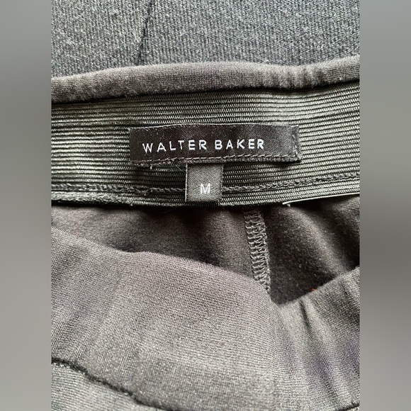 Walter Baker Cropped Bell Bottom Pants! Like New! Size Medium! - Picture 4 of 13